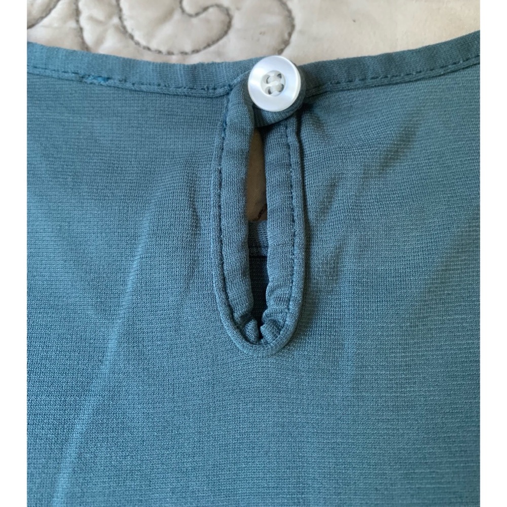 APRIL Ruffled Tank Top - Picture 7 of 8